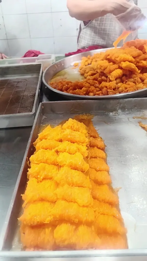 Kanaman Talat Phlu (Sweet Shop) photo 8