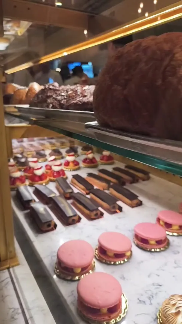 Les Halles Boulangerie-Patisserie foto 8