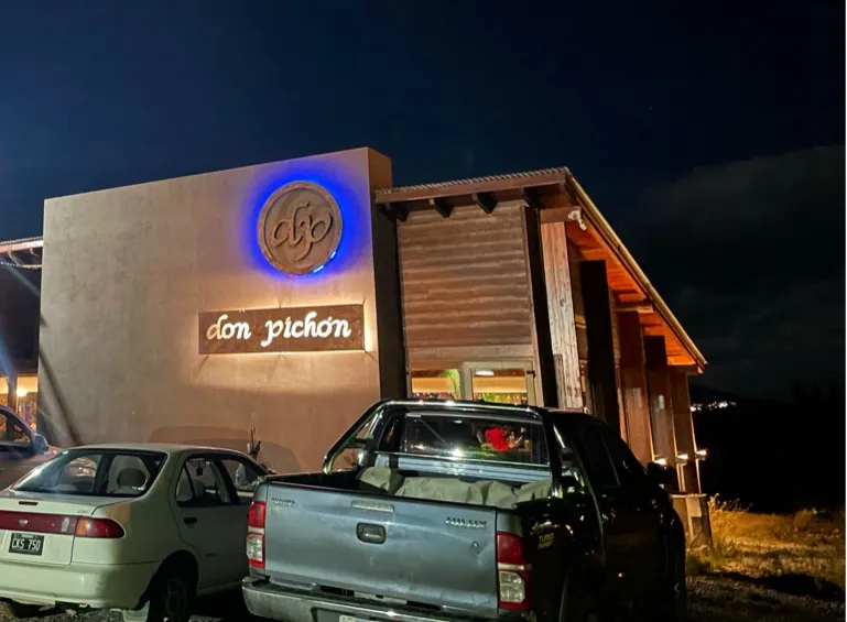 Papas con Piel at Don Pichon