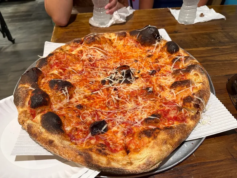 Dal Rossi's photo 7