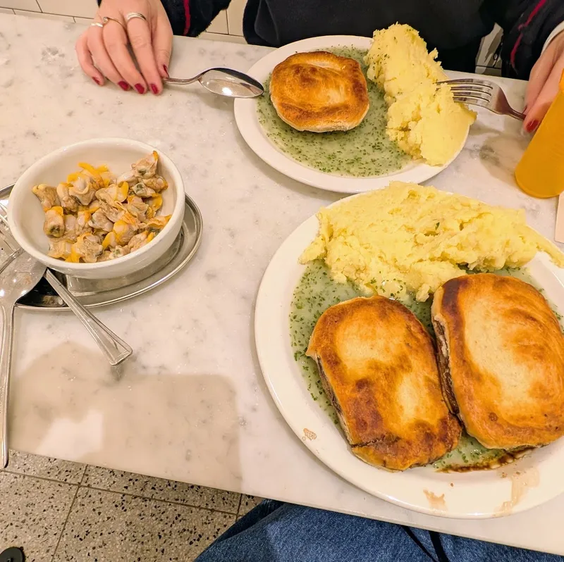 G. Kelly Pie and Mash foto 9