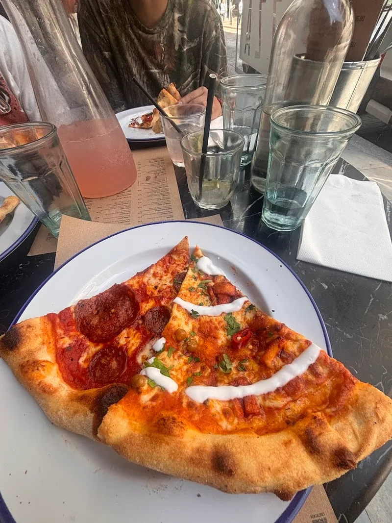 Street Pizza foto 7