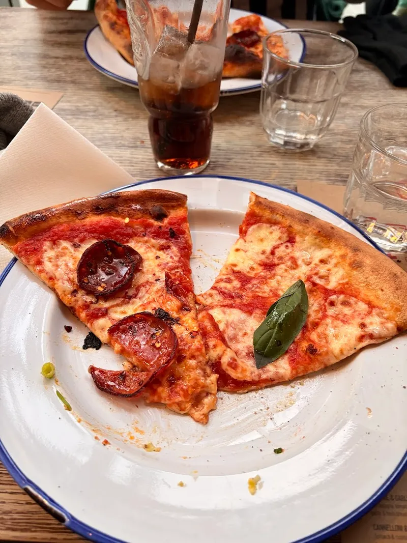 Street Pizza foto 10