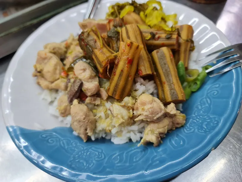 Jay Lek Rice and Curry (ร้านข้าวแกงเจ๊เล็ก) foto 10