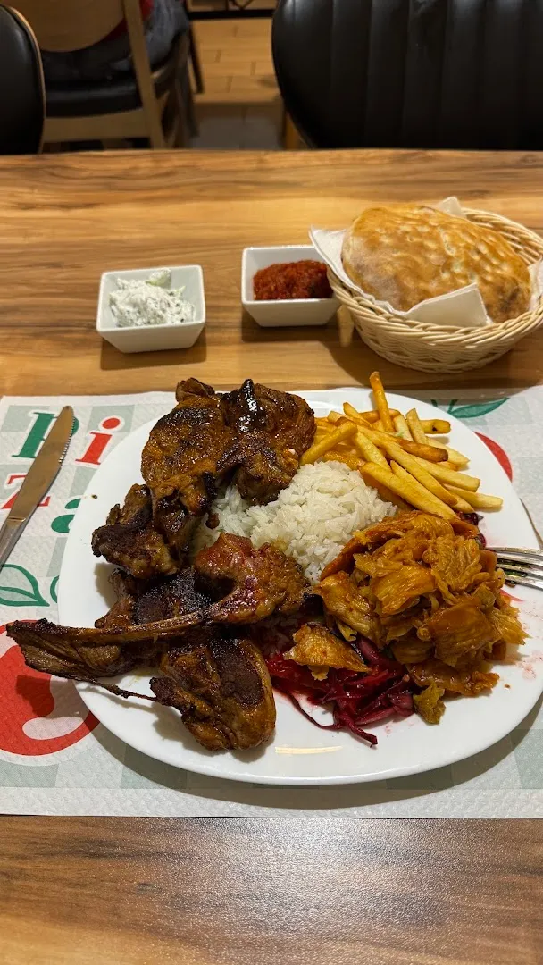 Oliva Pizza Grill Bar Kebab foto 7