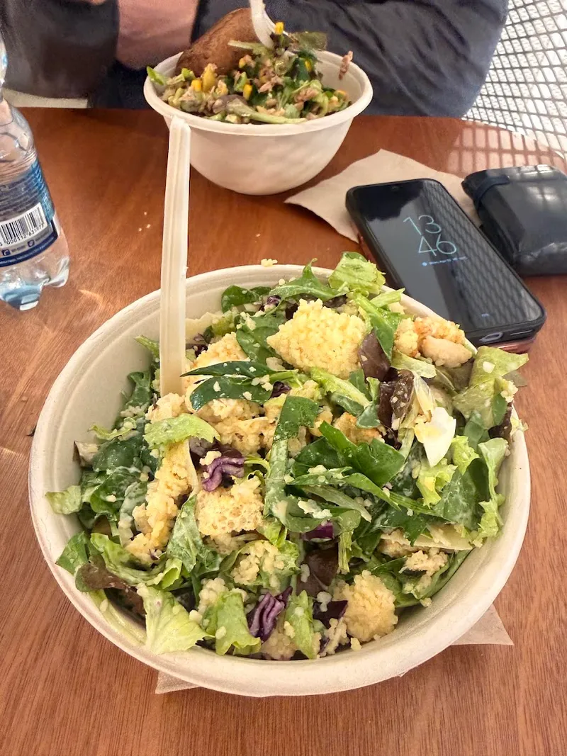 Salad House photo 8