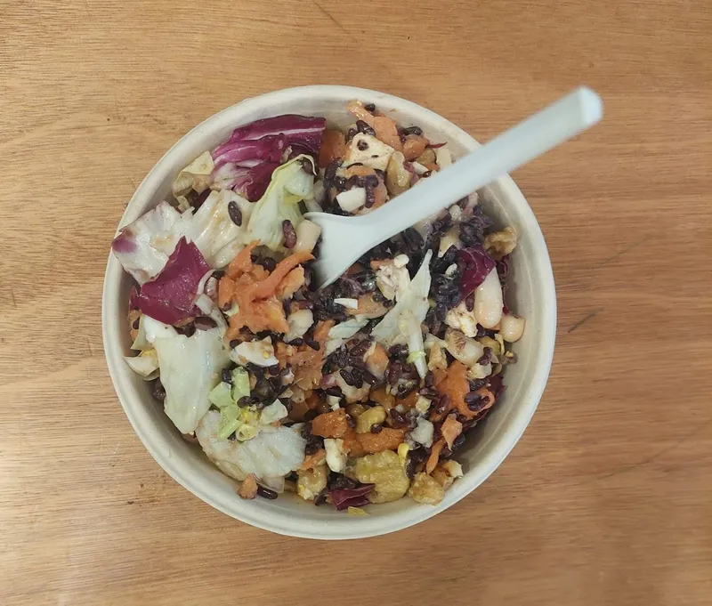 Salad House photo 7