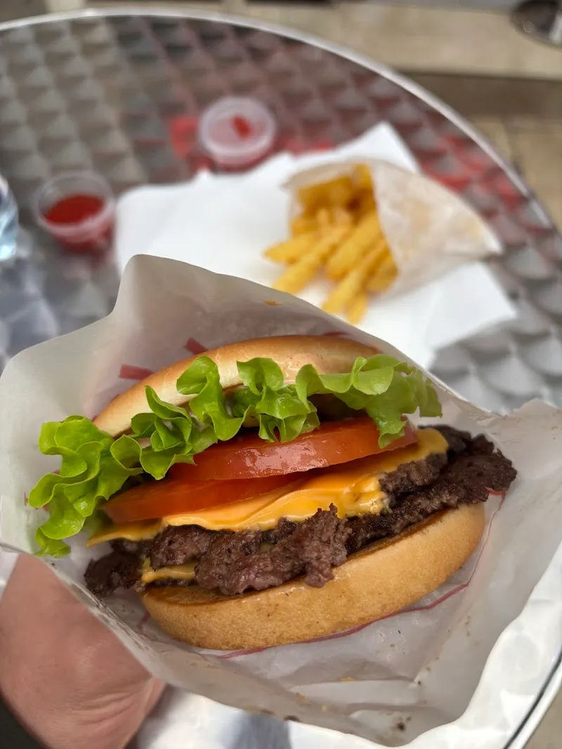 Bud's Burger foto 9