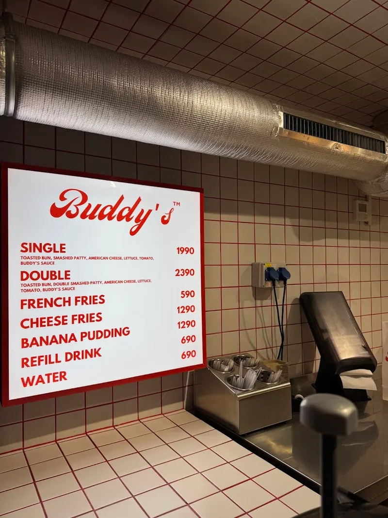 Bud's Burger foto 7