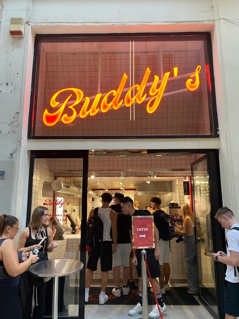 Bud's Burger foto 10