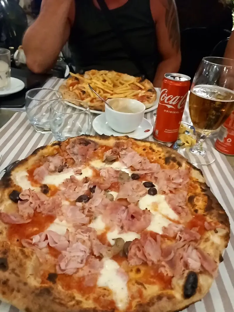 Pizzeria Nettuno photo 8