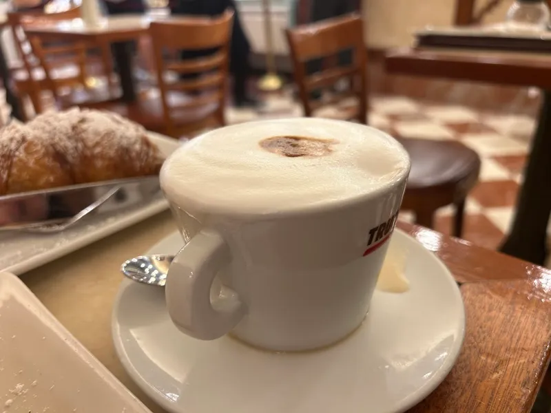 Ferrara Bakery & Cafe photo 11