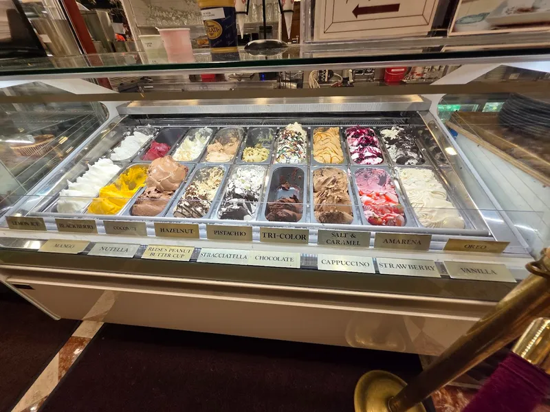 Ferrara Bakery & Cafe photo 10