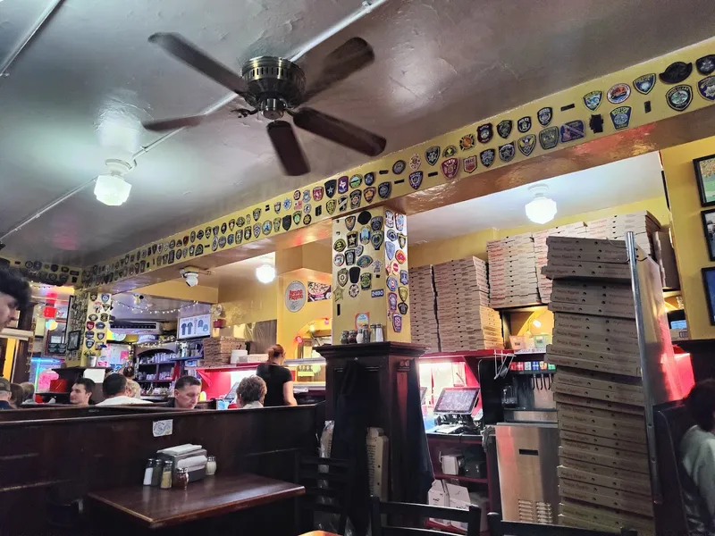 Regina Pizzeria photo 6