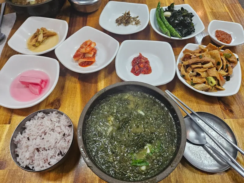 Kim Hwi Jeon (김희선 제주몸국) photo 7