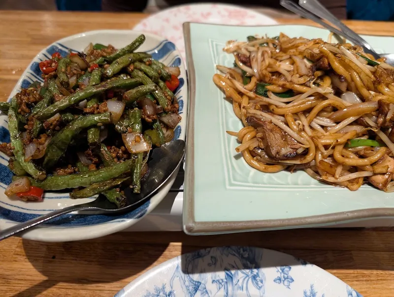 Michael 1's Mandarin photo 9