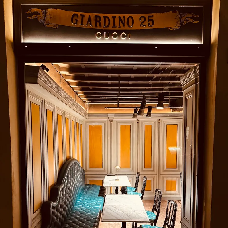 Gucci Giardino photo 9