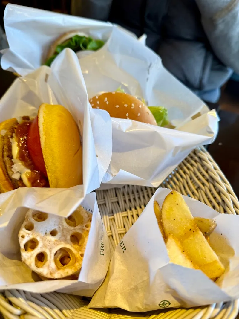 Freshness Burger photo 5