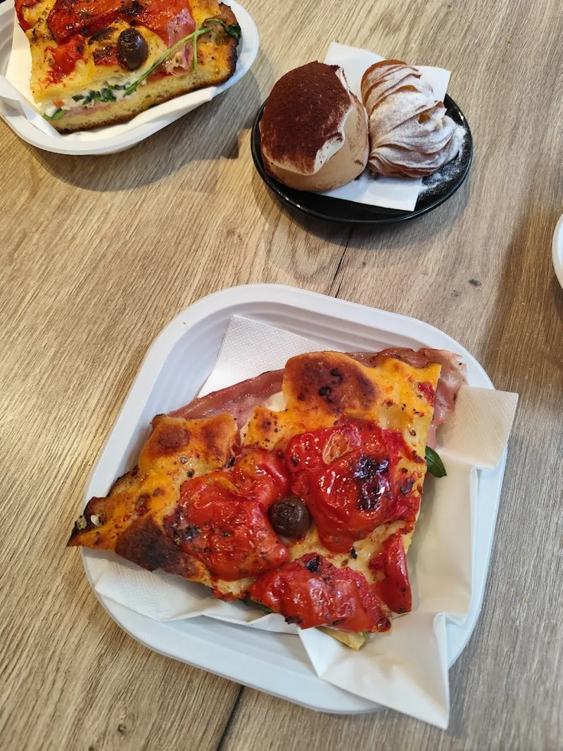Melo Coffee and Bakery photo 10