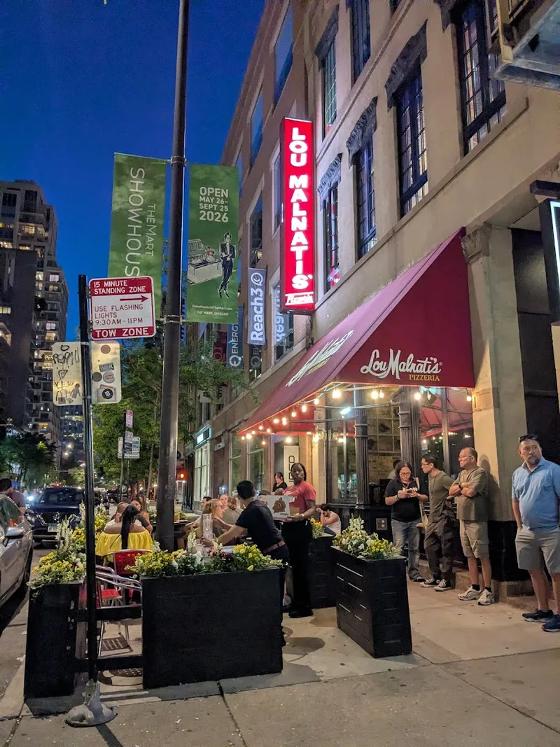 Lou Malnati's Pizzeria photo 6