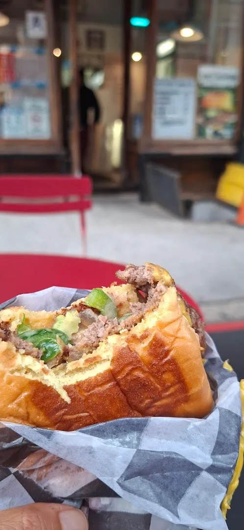 7th Street Burger photo 5