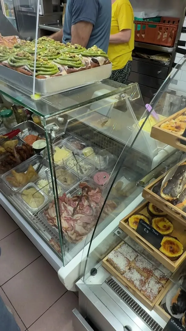 Beigel Shop (Yellow) photo 8