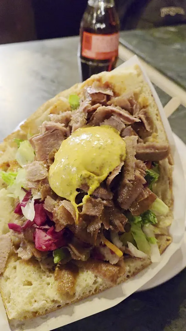 Doner Restaurant Berlin Mitte photo 8