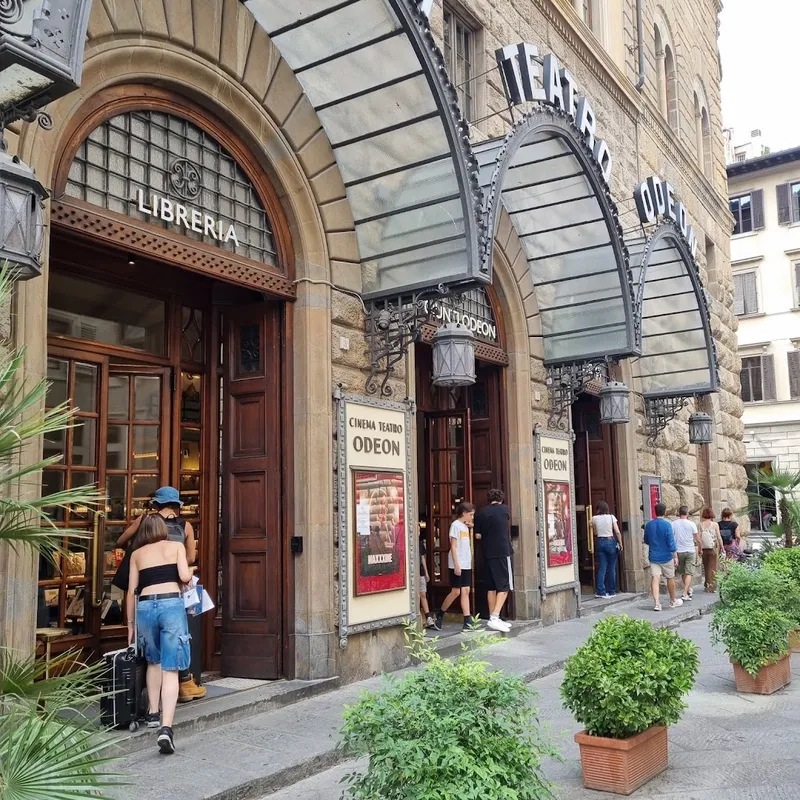 Cinema Odeon Firenze foto 9
