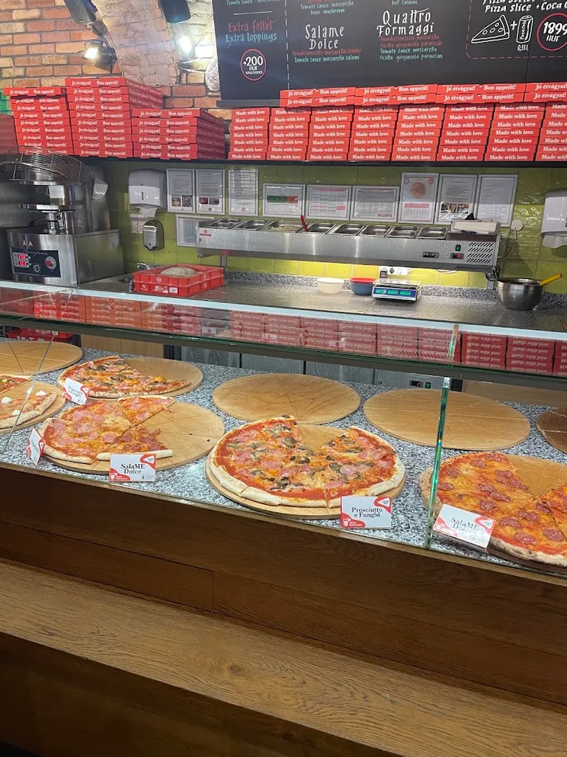 Pizza Me photo 5