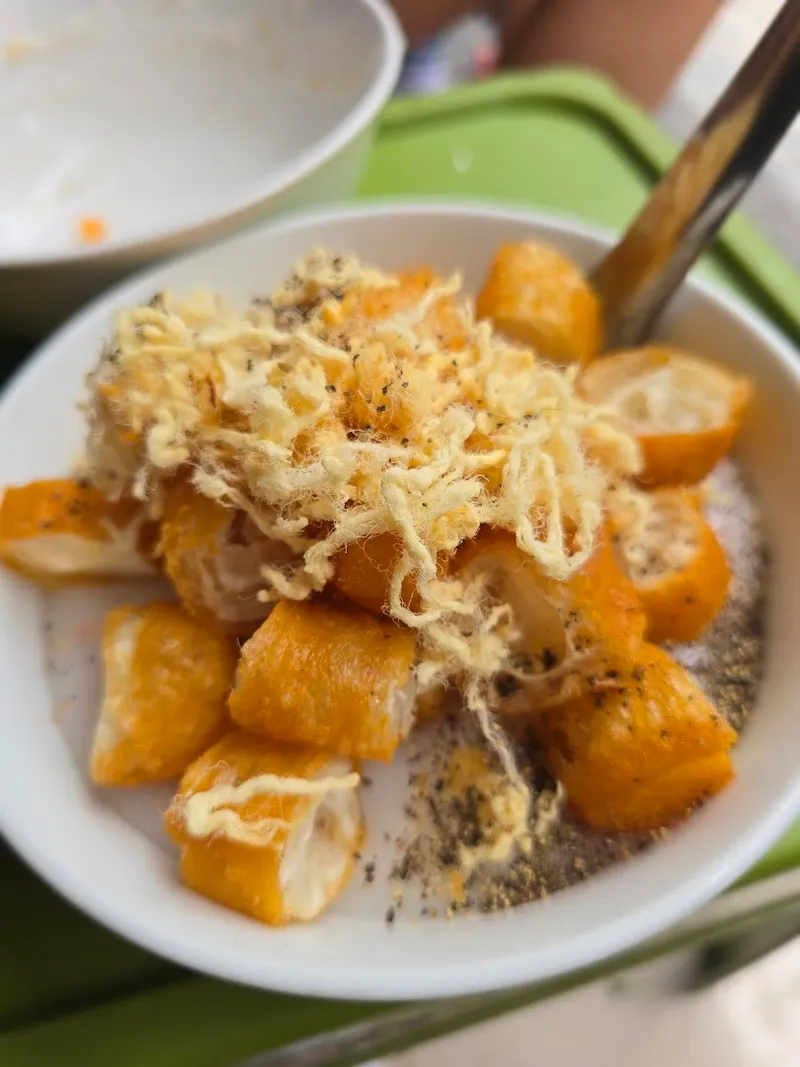Bánh Cuốn Nóng