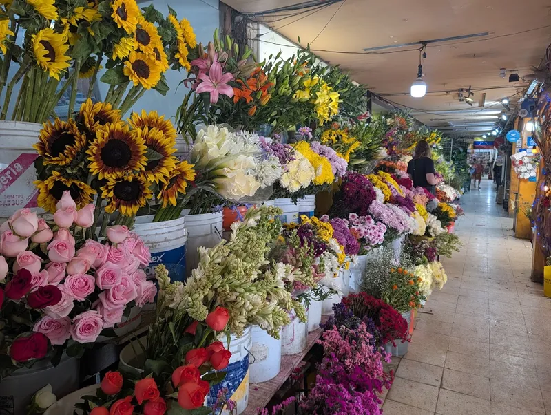 Mercado (unnamed market stall) photo 7