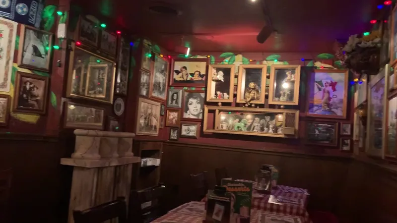 Buca di Beppo photo 9