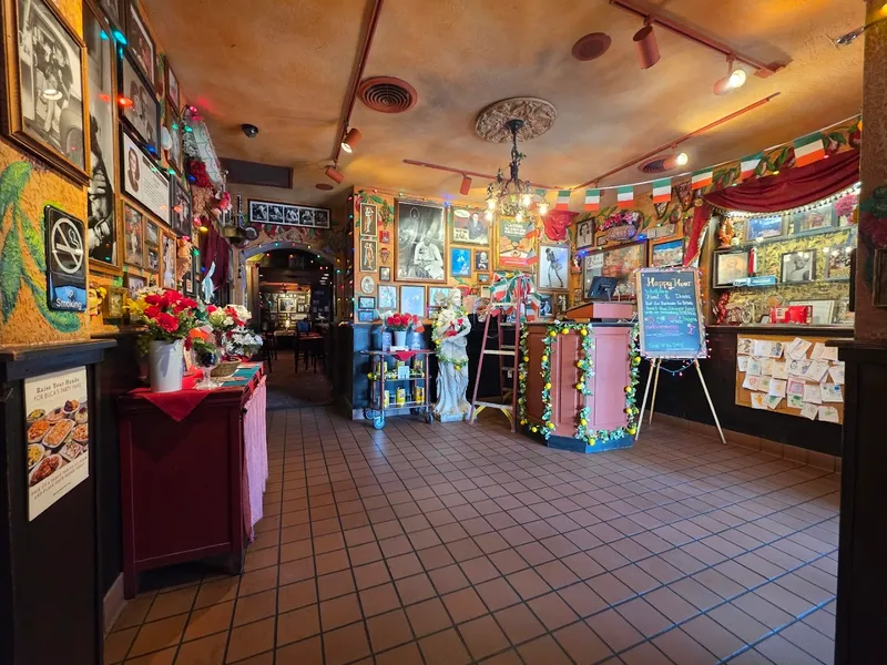Buca di Beppo photo 10
