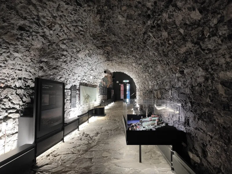 Xhazi della Lanterna photo 6