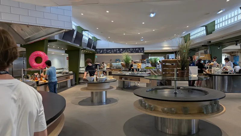 CERN R1 Restaurant photo 9