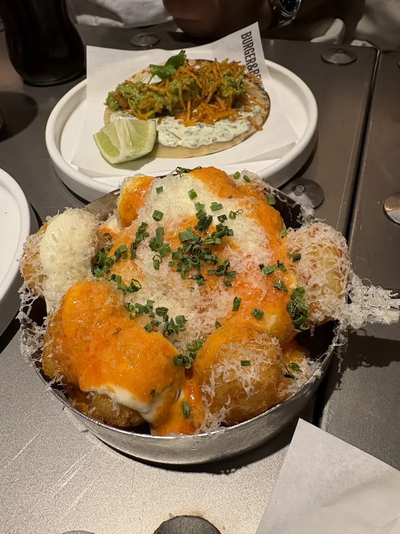 Burger & Beyond photo 9