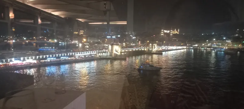 Tarihi Karaköy Balıkçısı photo 11