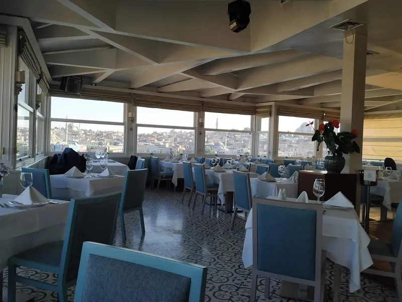 Tarihi Karaköy Balıkçısı photo 5