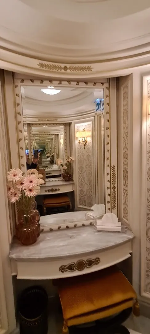 Shangri-La Paris photo 6
