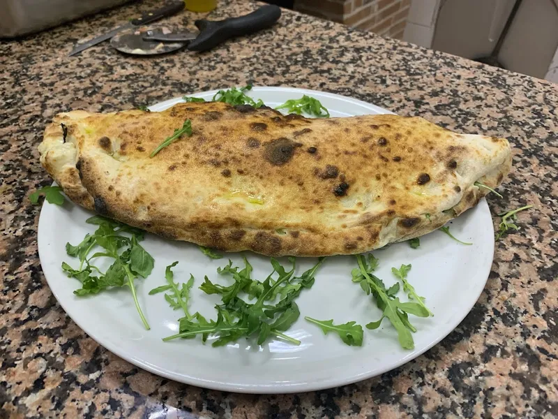 Me Pizza en Co photo 7