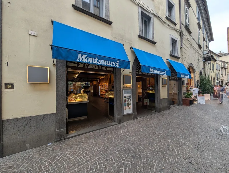 Bar Montanucci photo 6