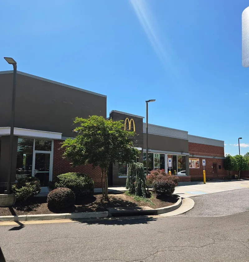 McDonald's photo 10