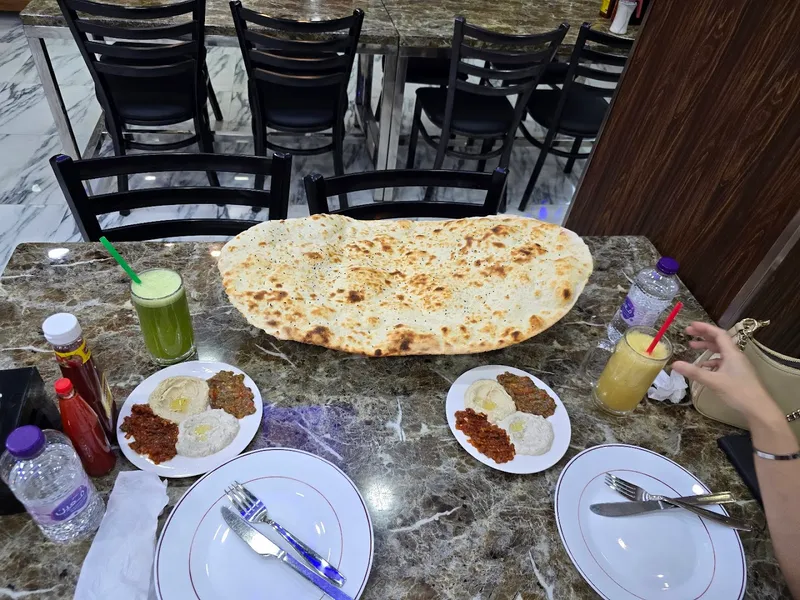Al-Mashareq Restaurant photo 8