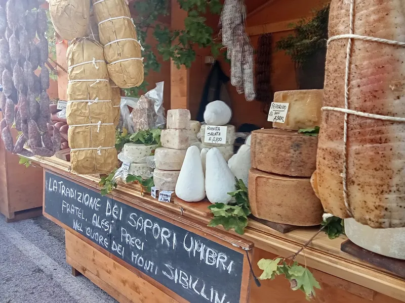Fiera del Tartufo Bianco di Acqualagna photo 6