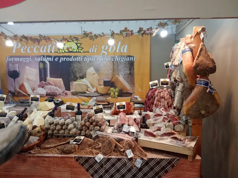 Fiera del Tartufo Bianco di Acqualagna photo 7