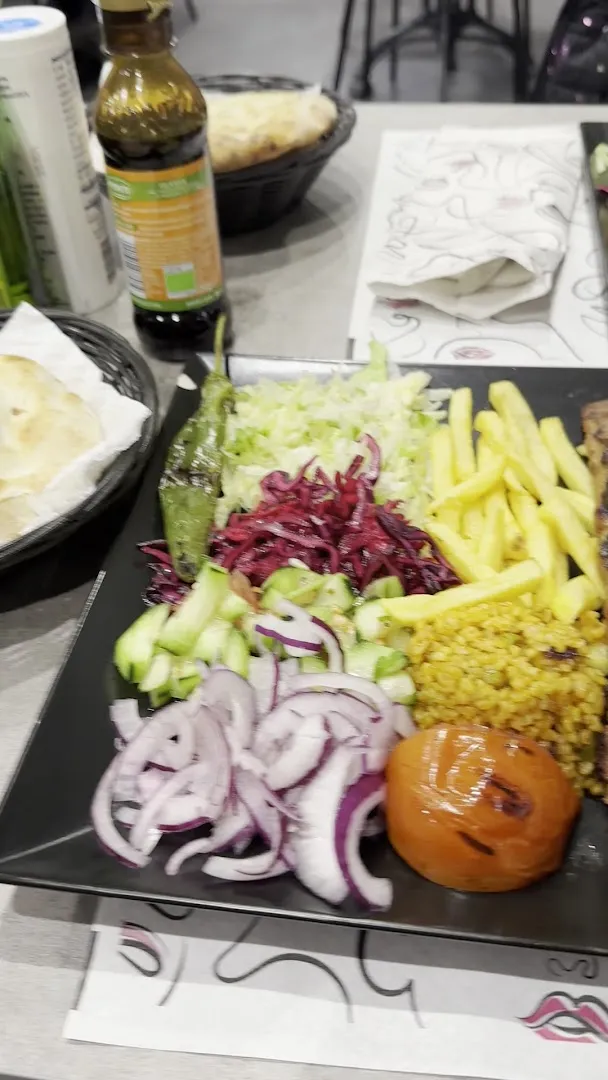 Ristorante Istanbul Kebab Pizza Grill Bar foto 8
