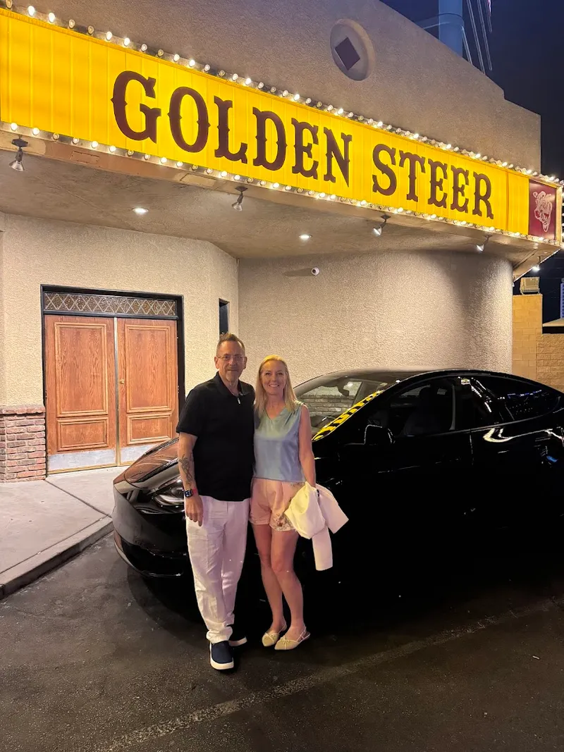 Golden Steer photo 6