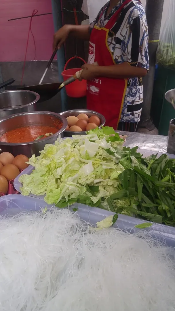 Suki Hang Talat Phlu (Dry Fried Suki Stall) photo 8