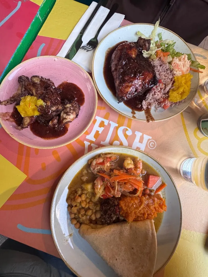 Fish, Wings & Tings photo 9
