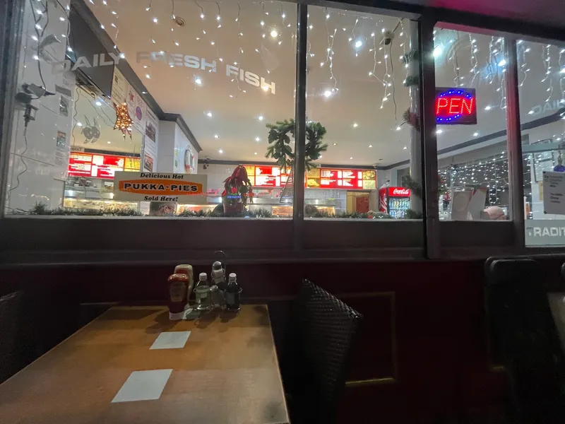 Golden Chippy photo 9